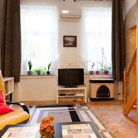Happy Turtle Apartments Budapest Eksteriør bilde